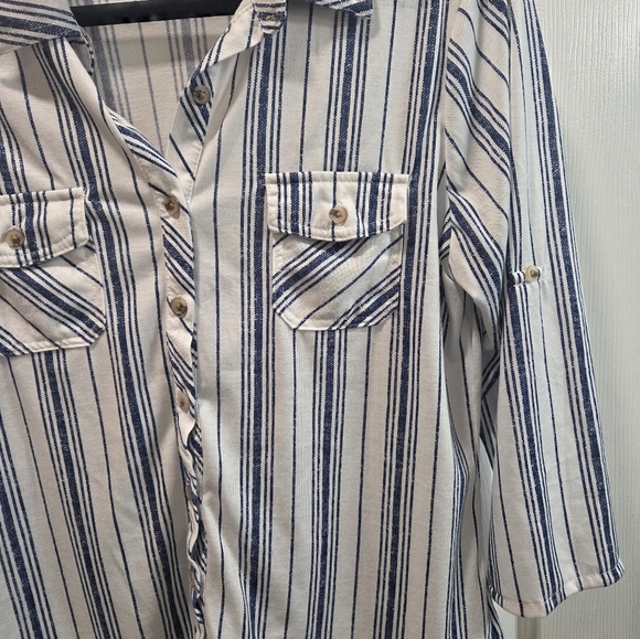 Eden & Olivia Blue and White Striped Blouse - Picture 2 of 7